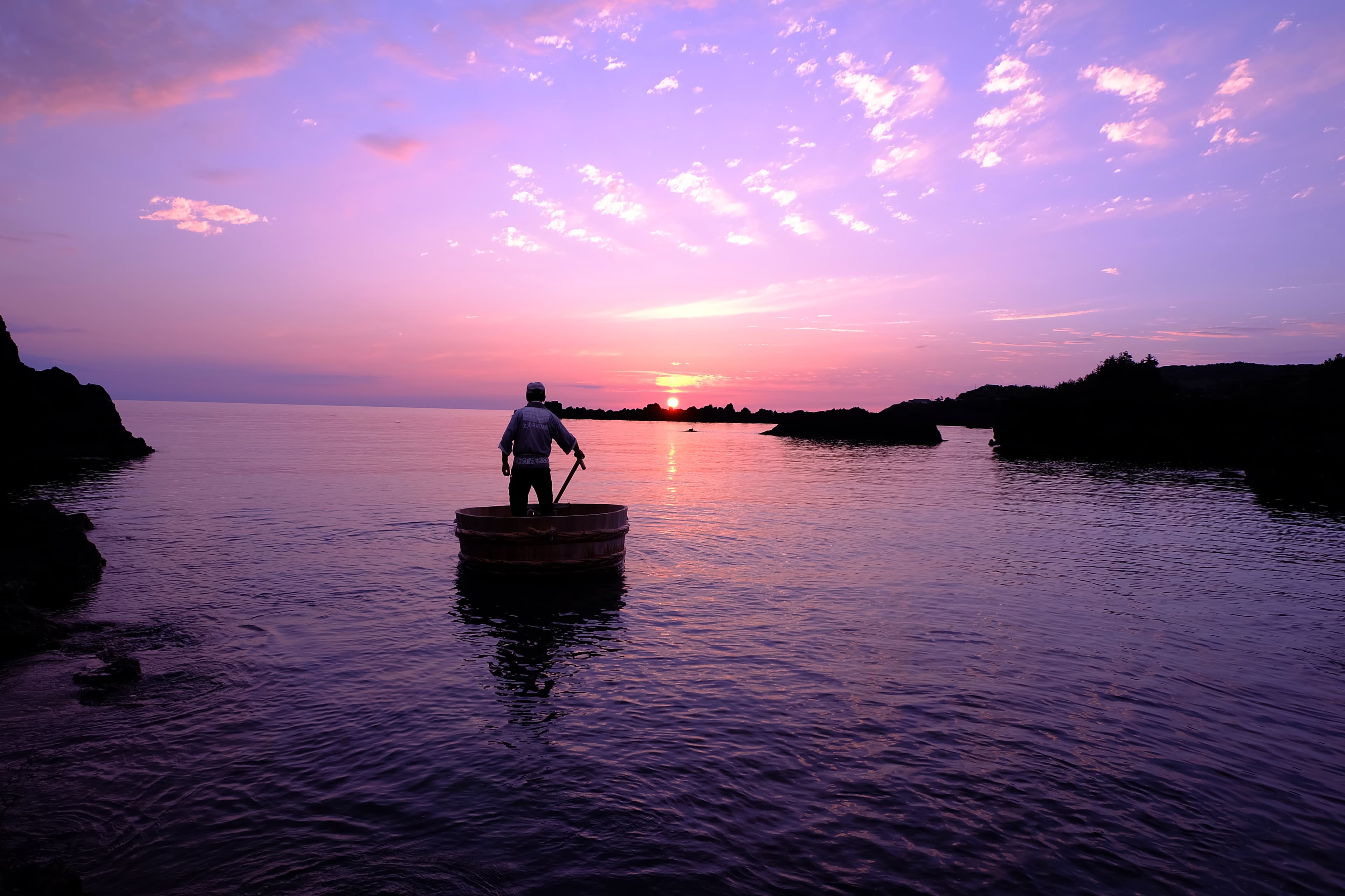 Hangiri Black Night Cruise - Bioluminescent Cruise on a Traditional Tub Boat